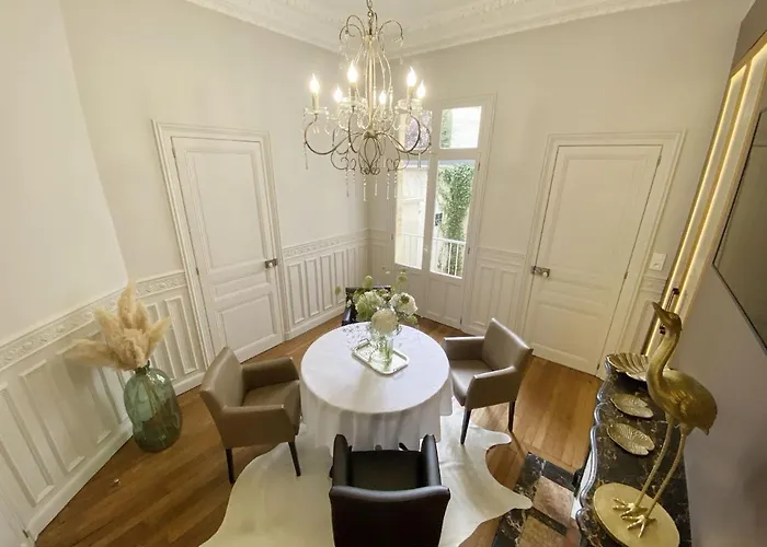 Le Clovis Sauna Apartmán